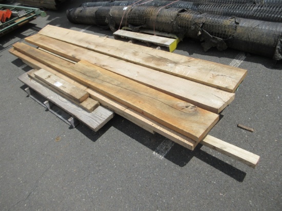 QUANTITY OF HARDWOOD PLANKS