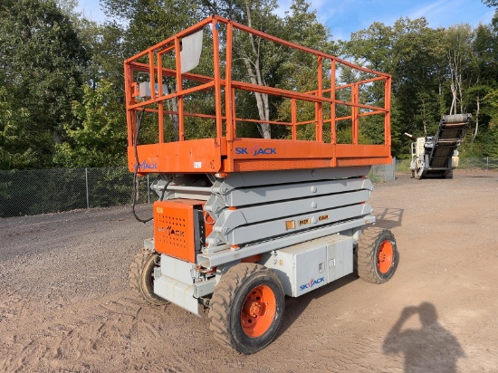SKYJACK ROUGH TERRAIN SCISSORLIFT