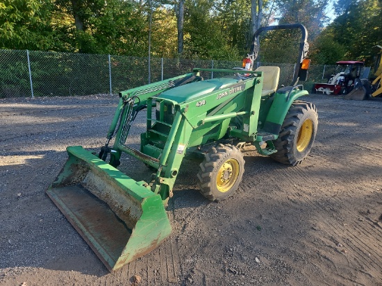 JOHN DEERE 4410 TRACTOR