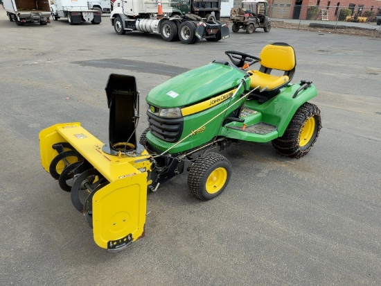 John Deere X500 Garden Tractor