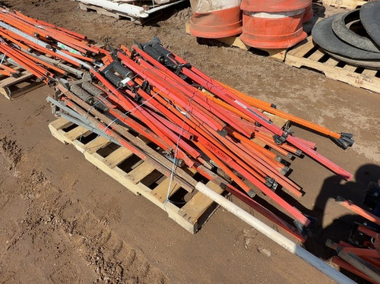Quantity Of Road Sign Stands