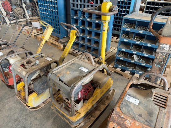 WACKER NEUSON BPU4045 REVERSIBLE PLATE COMPACTOR