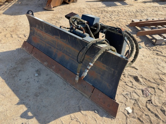 Caterpillar 79" Pat Dozer Blade