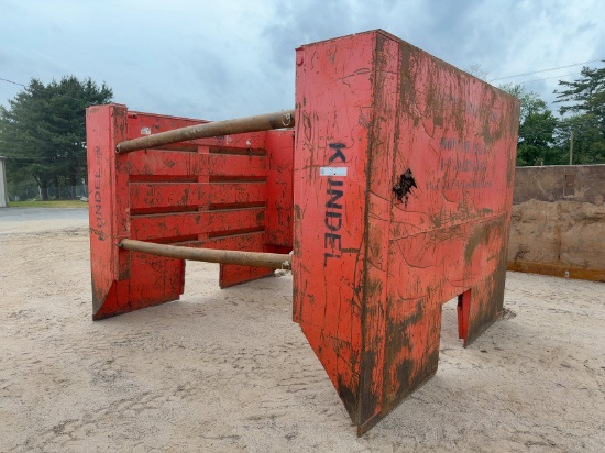 KUNDEL 10' LONG X 8' TALL STEEL SHORING BOX