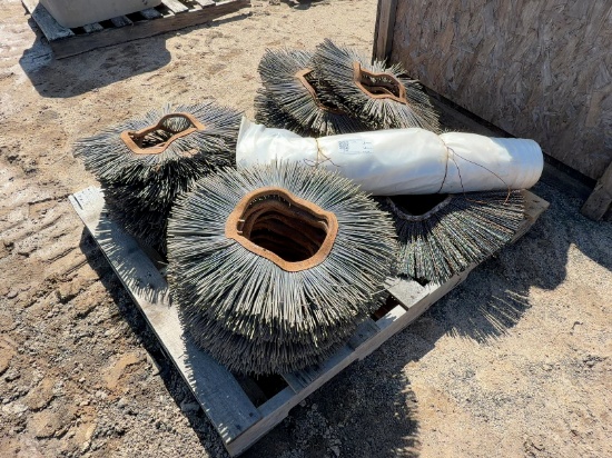 QUANTITY OF SWEEPER BRISTLES