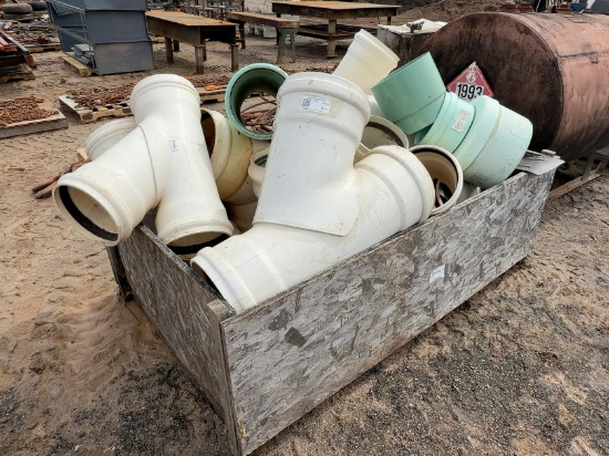 QUANTITY OF ASSORTED PIPE FITTINGS