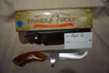 Timber Wolf Fixed Blade Knife with Leather Sheath.  Comes in Box.