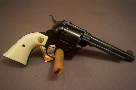 Hi Standard M. W-104 Double Nine Double Action .22 Revolver