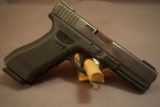 Glock 17 G4 .9mm Semi-auto Pistol