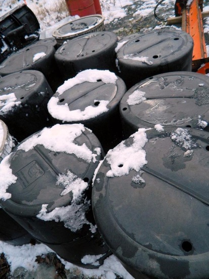12 Black Hard Plastic Barrels