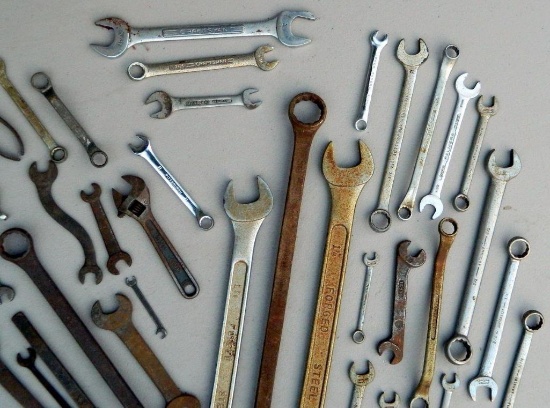 Dozens of Hand Wrench Tools, Pickup Only