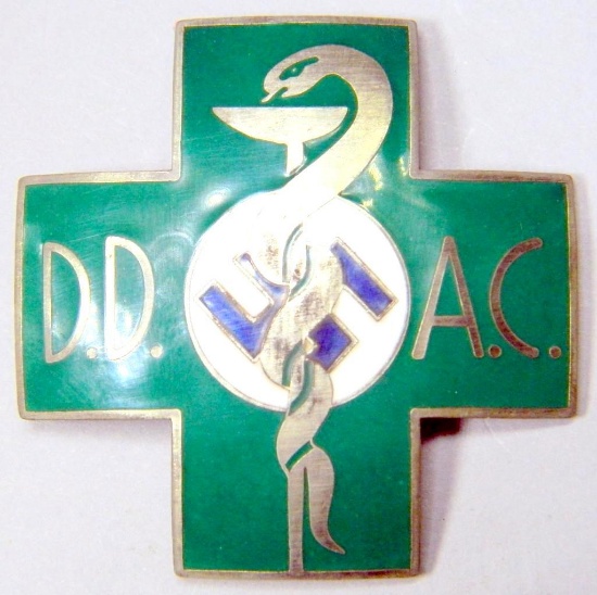 German WW2 Medical Dr DD AC Breast Badge
