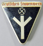 WWII Womens Deutsches frauenwerk Workers Badge