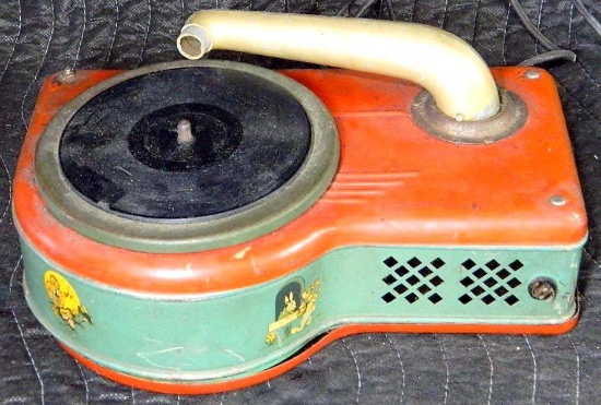 Lindstrom Tool and Toy Co. Electric Phonograph