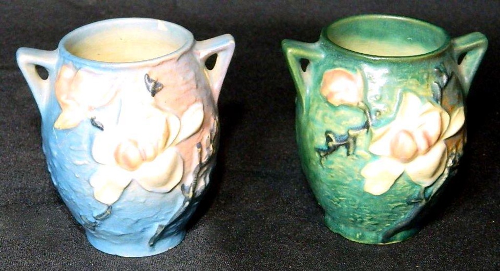 Lot Set Of Two 2 Vintage Roseville Pottery Magnolia Vases 8611