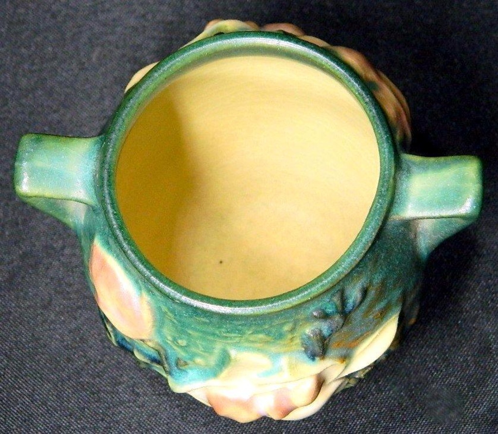 Lot Set Of Two 2 Vintage Roseville Pottery Magnolia Vases 8611