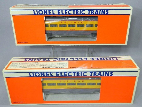 Lionel Electric Trains Union Pacific Smooth Side Illuminated Passenger Cars, Sequential