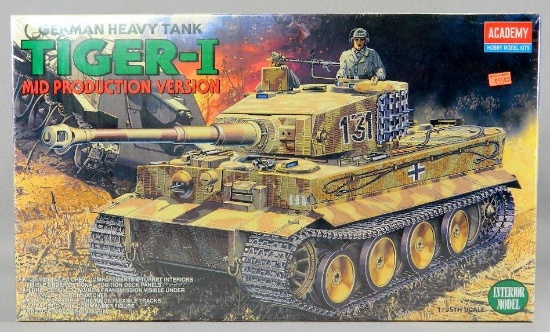 Academy Hobby Model Kit: German Heavy Tank Tiger-I Mid Production Version