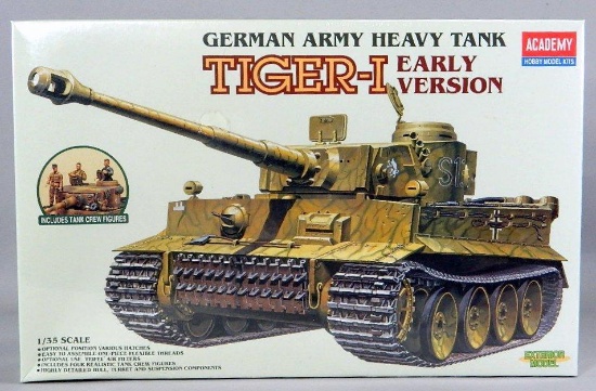 Academy Hobby Model Kit: German Army Heavy Tank Tiger-I Early Version