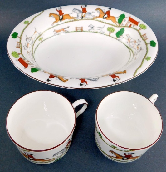 Wedgwood and Coalport Hunting Scenes Serving Bowl and Cups Grouping