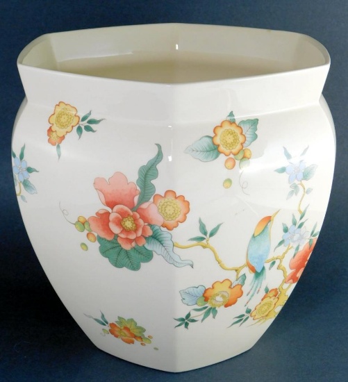 Wedgwood Surrey Pattern Planter and Vase, 1991