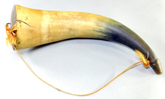 American Rifle-type Powder Horn