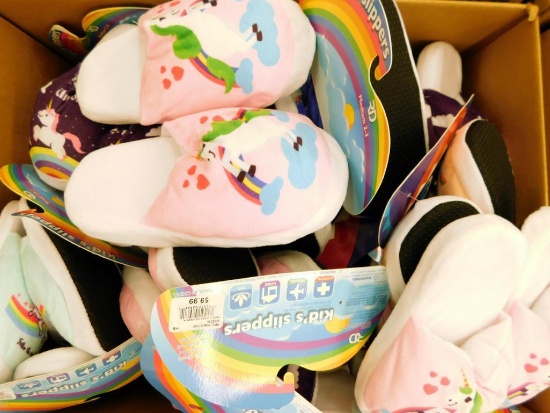Big Box of New Royal Deluxe Kid's Slippers