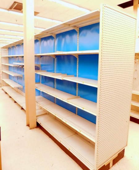 Gondola Shelving: Aisle Unit, 21'6" L, 61 Shelves