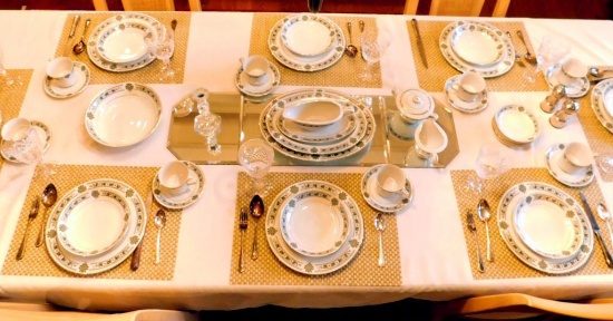 Formal Dining Place Settings and Accessories