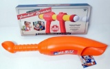 Snow Fun! Sno-Blitz Throwers and Snowball Launchers, 30 Units
