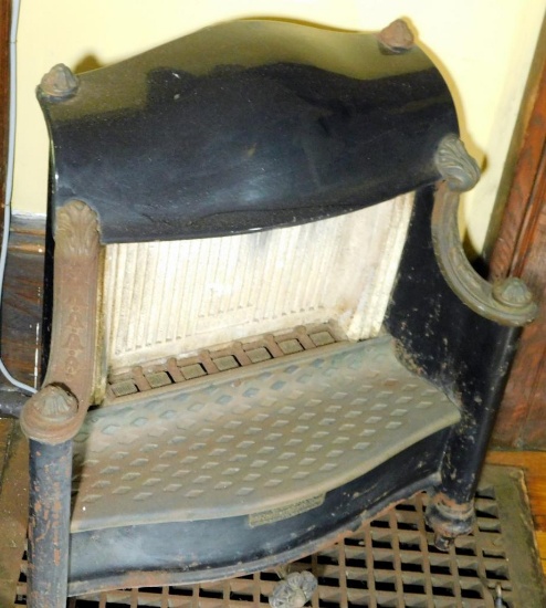 The Humphrey Radiantfire No. 20 Antique Fireplace Insert Heater