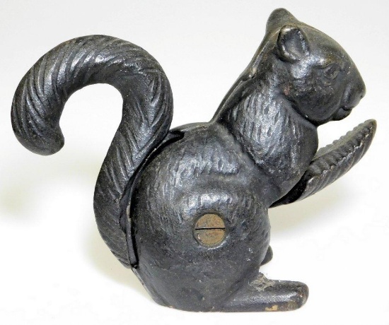 Vintage Cast Iron Squirrel Nut Cracker