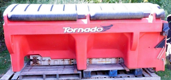 Western Tornado Poly 1.8 Cu Yd Salt Spreader