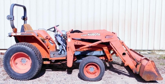 2003 Kubota L4310D Tractor w/ Bucket