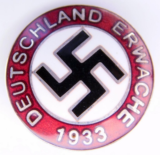 German WWII Deutschland Erwache 1933 Swastika Lapel Badge