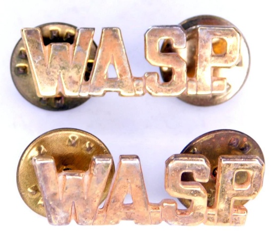 Pair of US WWII Air Corps Womens Air Service Pilot WASP Officers Collar Insignia