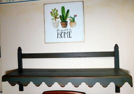 Grouping of Home Decor Items