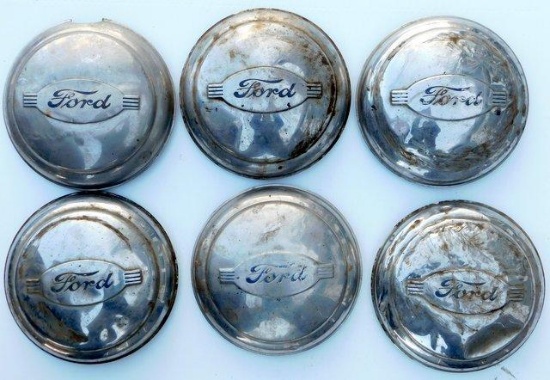 Grouping of Ford Dog Dish Hubcaps, (9)