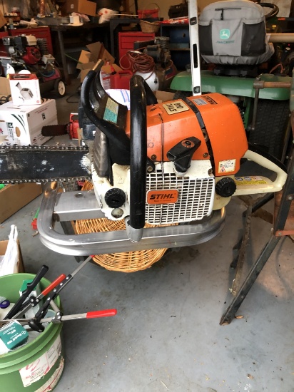 046STIHL chainsaw