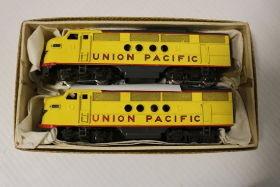 Tenshoda UP800 diesel locomotive A unit - HO scale