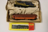 Santa Fe 1123 passenger car & N gage model railway - HO scale