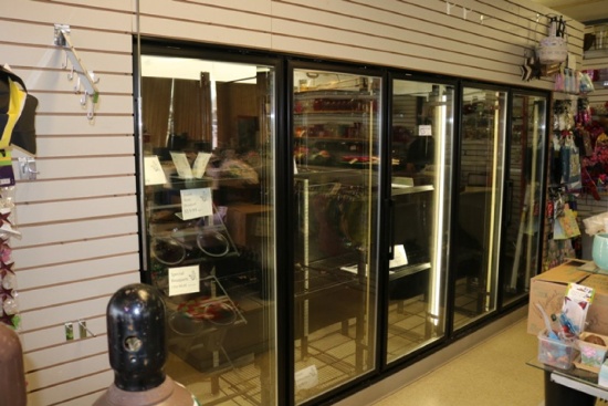 2005 Bush 9' x 19' Walk in cooler w/ 5 glass door floral merchandiser w/ do