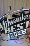 Milwaukee Best neon light