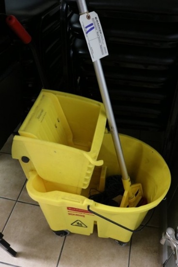 Mop bucket