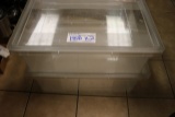 18 x 26 x 8 food storage containers w/ lids