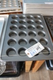 Black non-stick large muffin tins