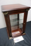 Counter top glass display cabinet