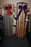 2 Decorative sleds