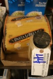 Box pasta & spices