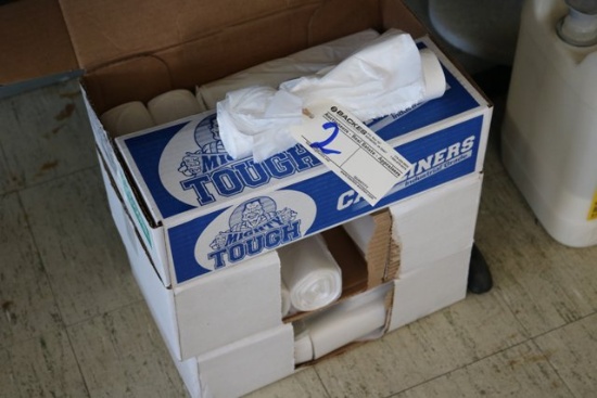 3 open boxes can liners
